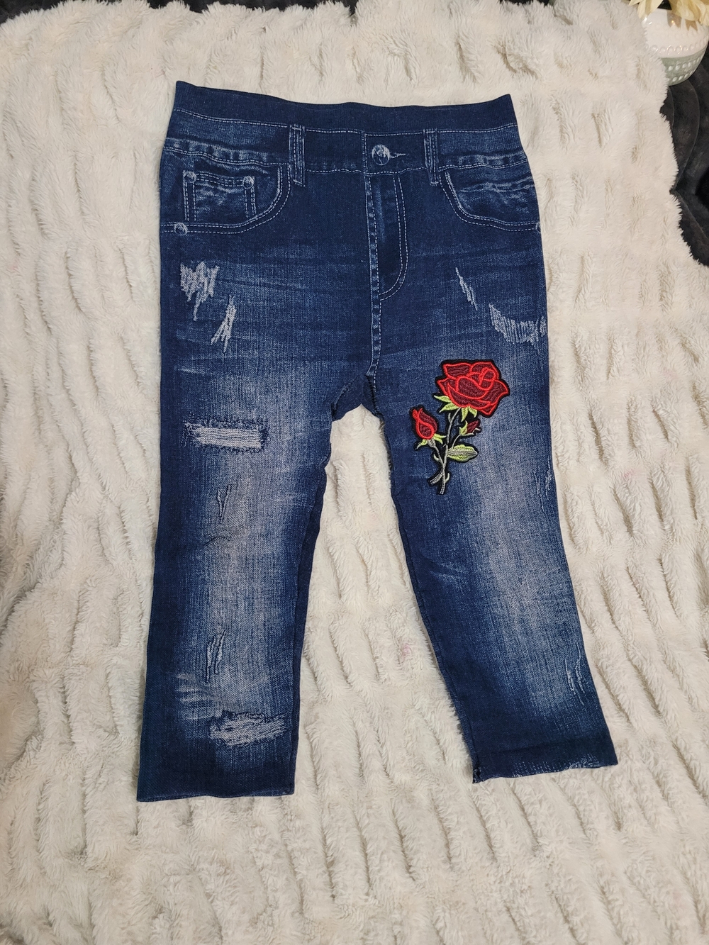 Womens Dark Wash Capri Jeggings with Red Rose Patch